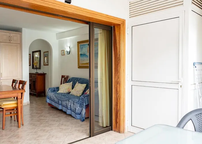 Апартаменти Parque Royale 1 With An Amazing Ocean View Адехе